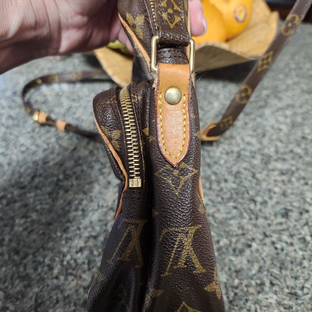 Louis Vuitton Brown Monogram Crossbody Bag - Picture 6 of 11